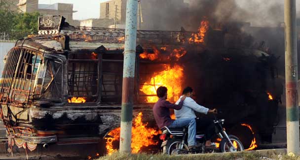 Surviving Karachi: Life in a City of Endless Struggles 2 Karachi