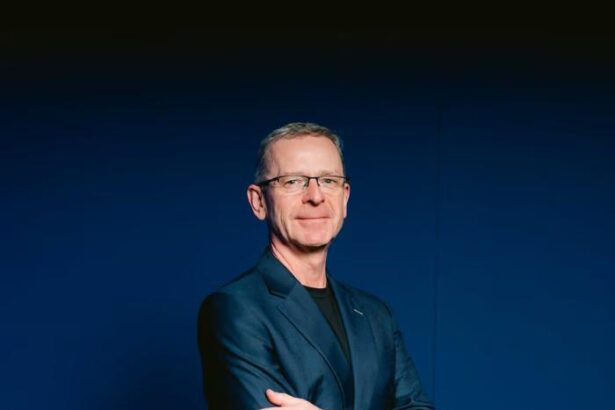 kevin exec photo 2 1852862ead7b0218c10f5f97da8cfcc952aef0